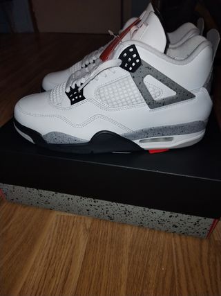 Zapatillas Jordan 4 Cement 2025