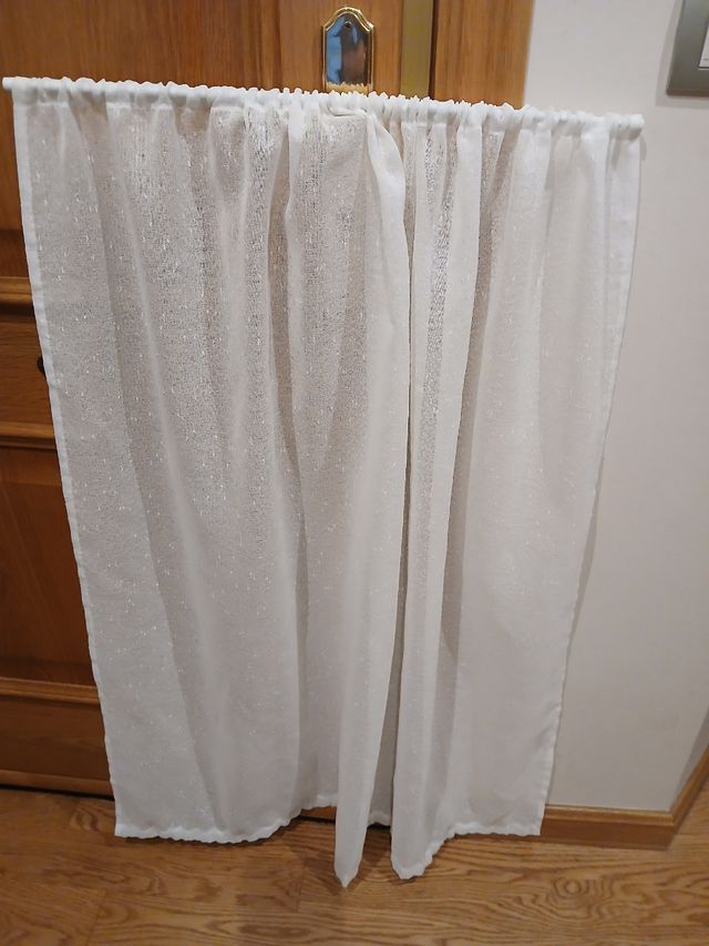 Cortinas blancas para ventana osciló vatiente