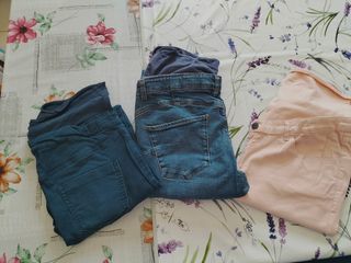 3 Pantaloni premaman: blu, rosa