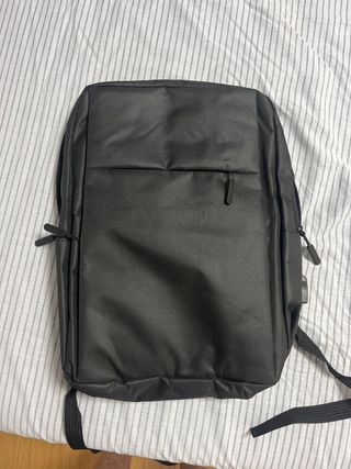 Mochila negra viaje 41x12x30