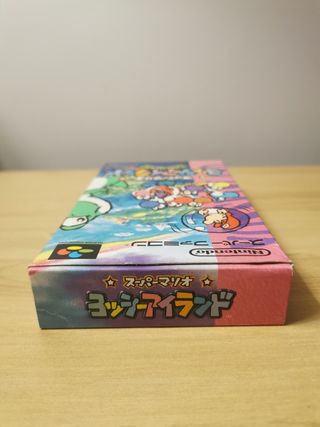 Super Mario World 2 :Yoshi's Island. Super Famicom