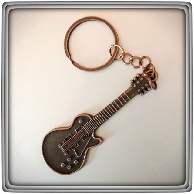 Llavero guitarra vintage