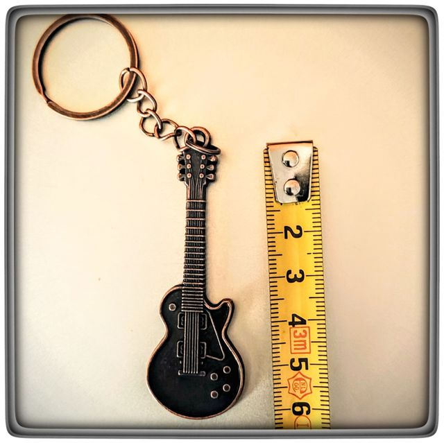 Llavero guitarra vintage