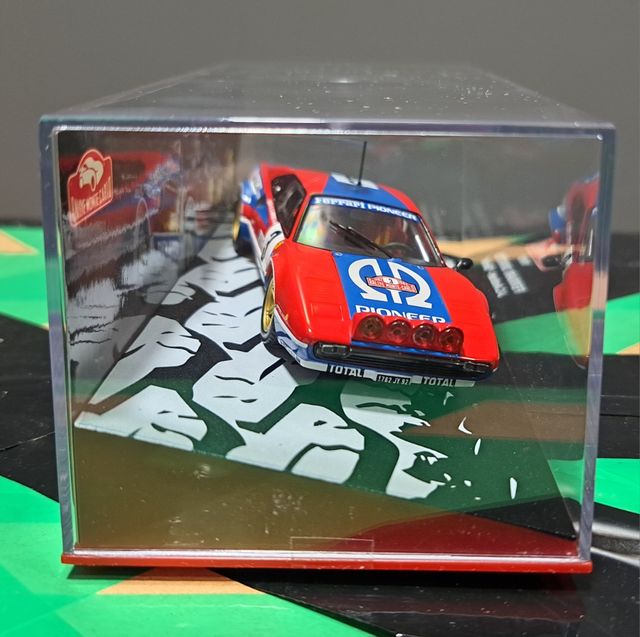 Miniatura Ferrari 308 GTB 1/43 Rally