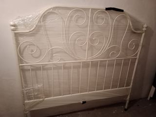 Cabecero LEIRVIC blanco IKEA