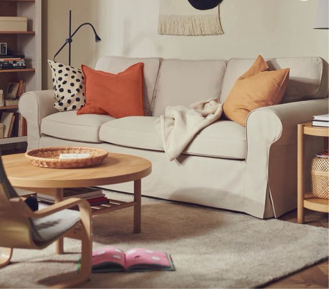 Alfombra de pelo corto en color beige