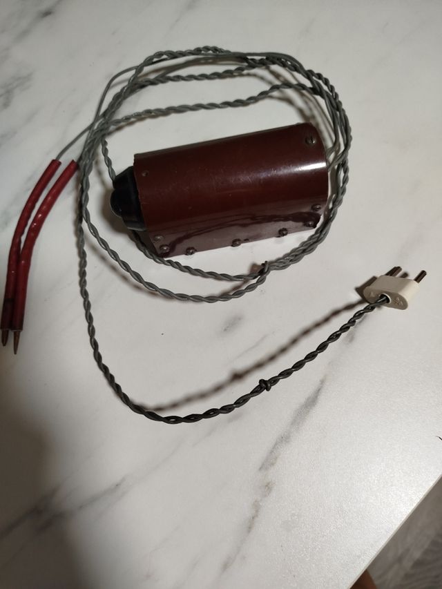 Tester tensión antiguo