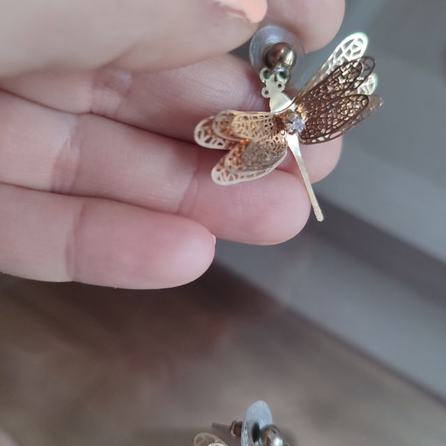 Pendientes libélula dorados