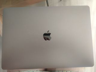 MACBOOK PRO 2019 15" i9/32 GB RAM/512 SSD