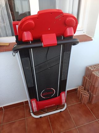 Cinta correr Cecotec 1000W