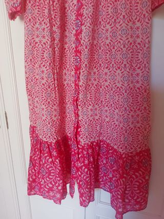 Vestido Zara estampado midi rosa S