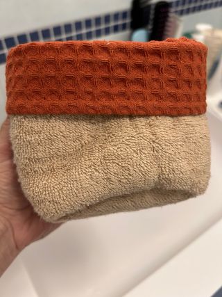 Cestini bagno in tessuto: beige & arancio