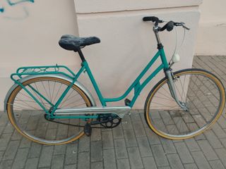 Bicicleta paseo vintage verde BH
