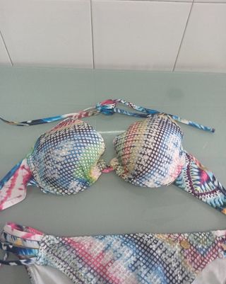 Bikini Promise multicolor talla M
Talla 95
