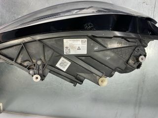 Faro Mercedes Clase A (2018-2023)