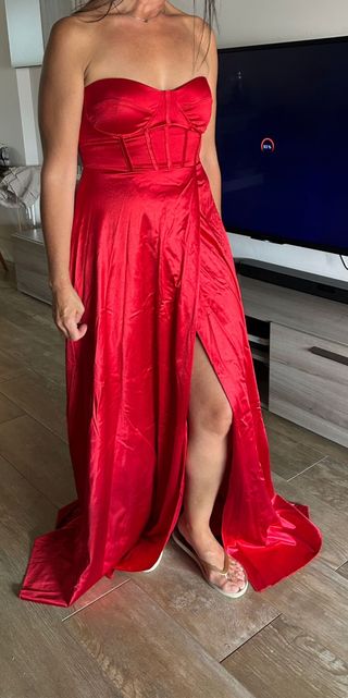 Vestido rojo fiesta/graduación usado una vez