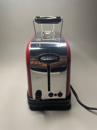 Tostadora Russell Hobbs roja