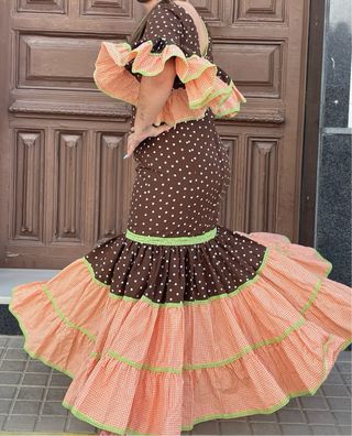Traje de flamenca talla 42-44
