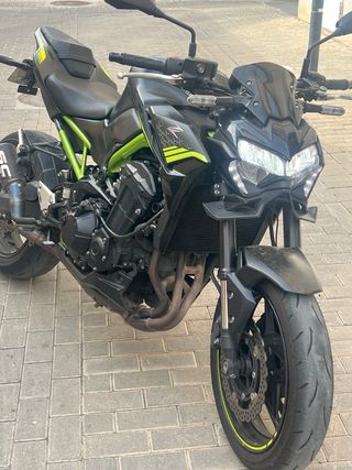 Kawasaki Z900 - Moto Impecable