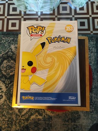Funko Pop! Pikachu 353 Gigante