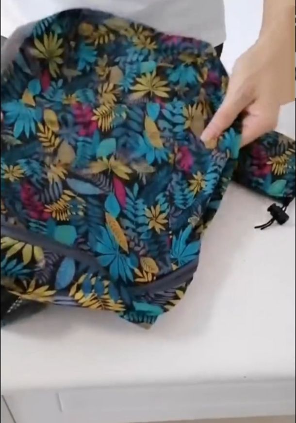 Mochila plegable estampada