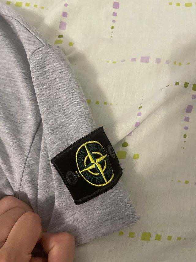 Camiseta Stone Island gris talla S