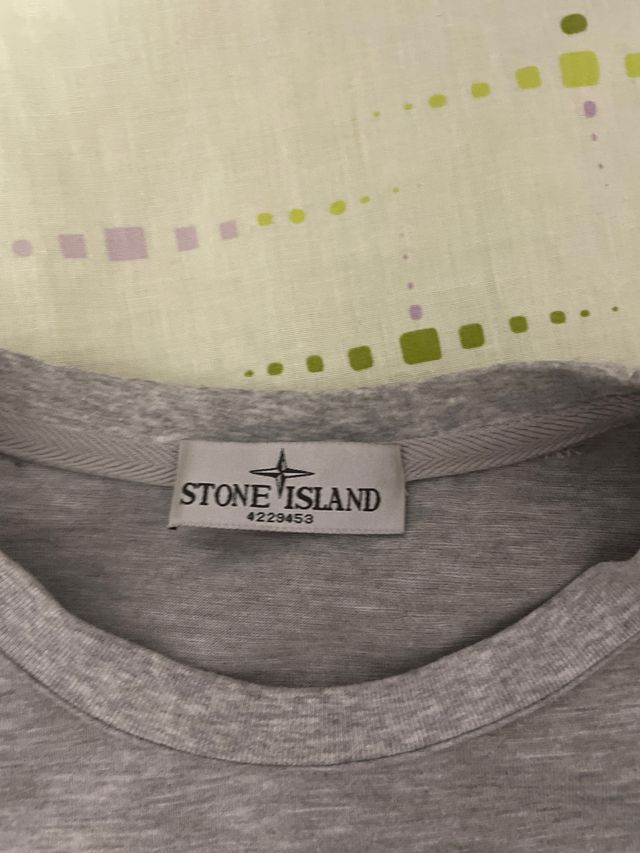 Camiseta Stone Island gris talla S