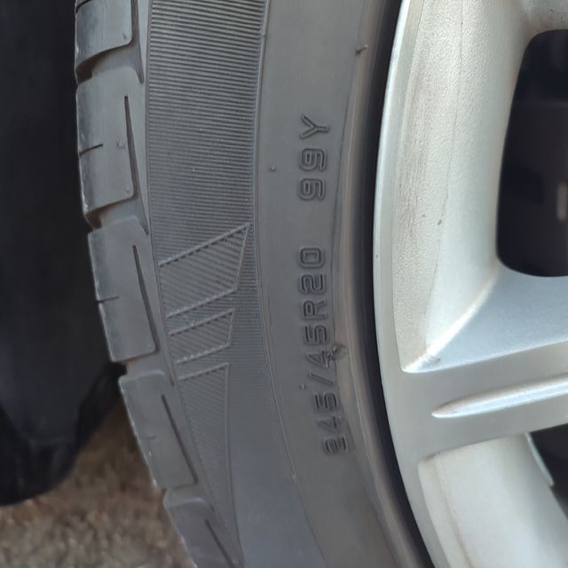 Neumáticos 245/45R20 99Y