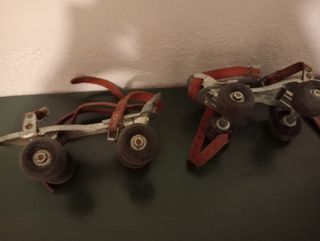 Patines antiguos 4 ruedas - cuero