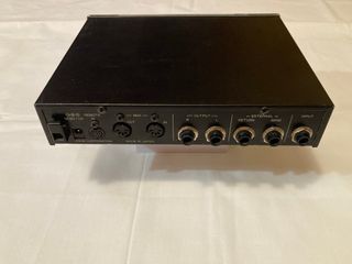 ZOOM 9050 - Multiefectos Guitarra y Bajo