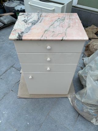 Mueble baño mármol rosa