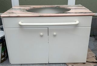 Mueble baño mármol rosa