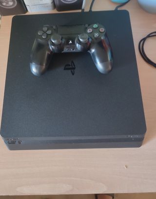PS4 Slim 1TB - Impecable