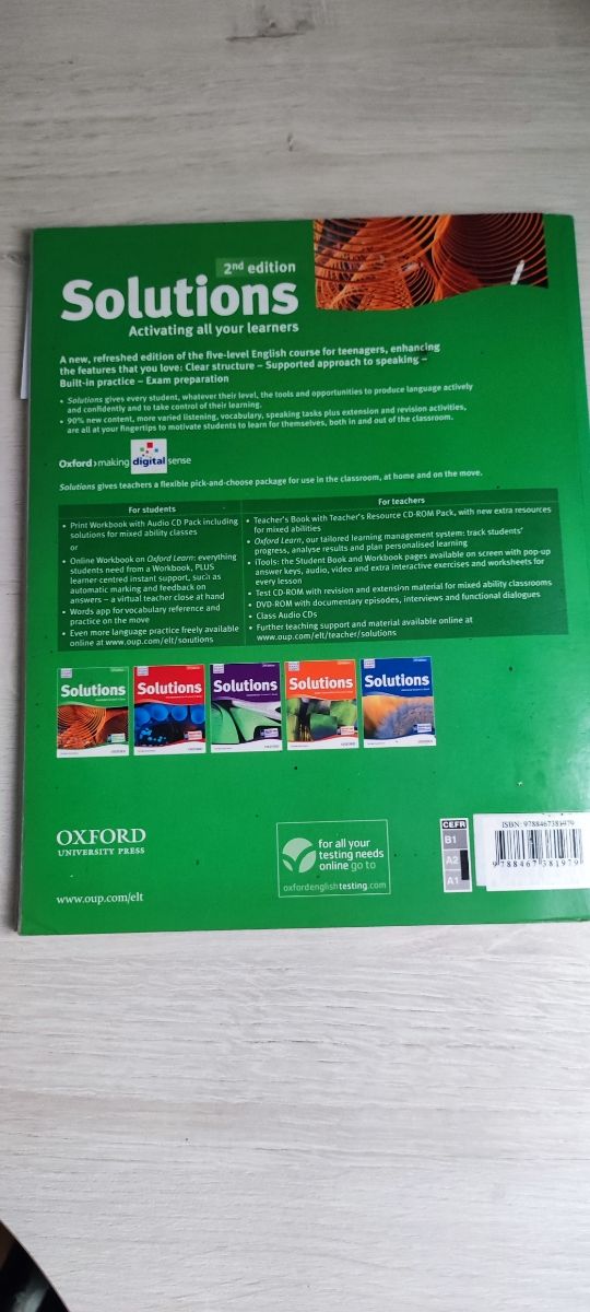 Solutions 2nd edition Elementary. Student's Boo...