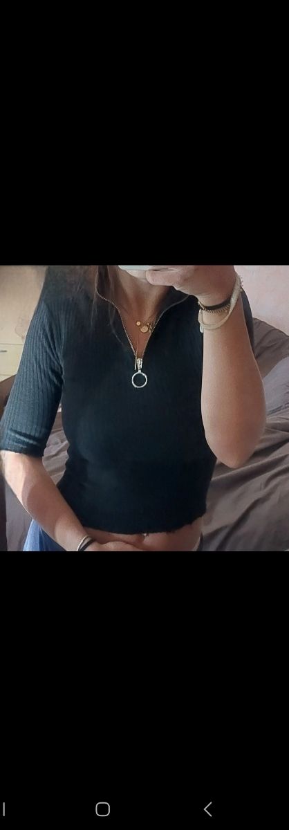 Camiseta media manga negra