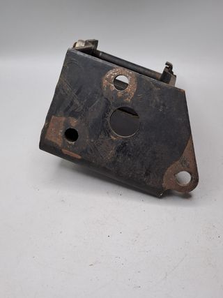 Soporte Bomba direccion C31302 Jaguar XJ6 ser. 1/2