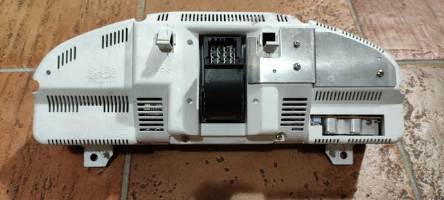 Strumenti Saab 900S Cabrio '97. 