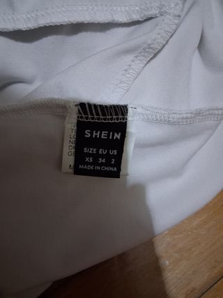 Crop top blanco manga larga