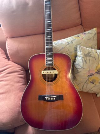 Acustica ́Yamaha FG351SB vintage con LR Baggs m1a
