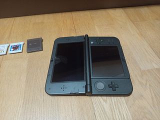 Nintendo 3DS XL Negra - 5 Juegos