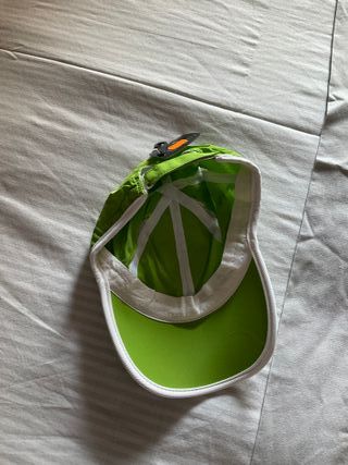 Gorra deportiva verde