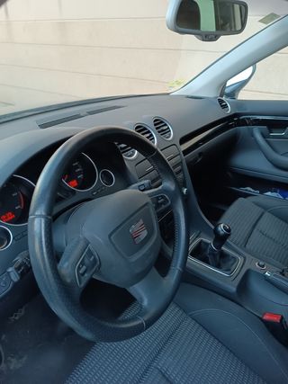 SEAT Exeo 2013