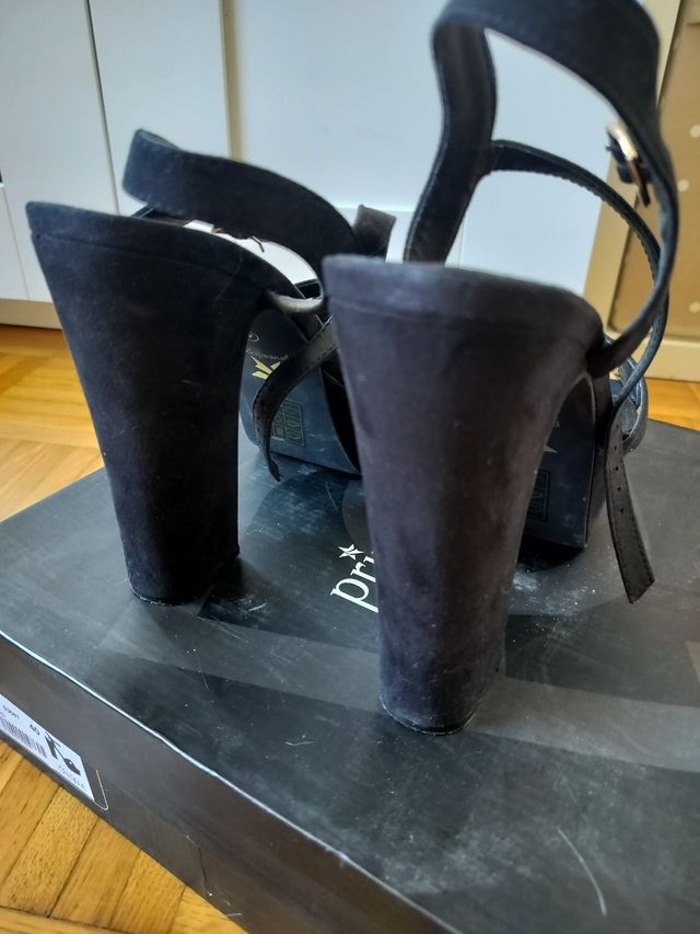 Sandali PrimaDonna neri con plateau