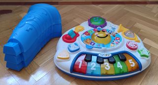Mesa actividades trilingüe BabyEinstein: ES-ING-FR