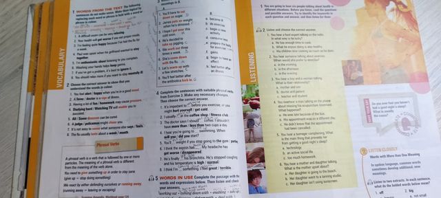 LIVING ENGLISH 1 BACH SB ED.14 Burlington Books