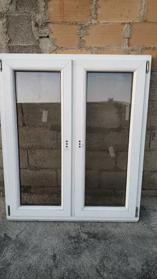 9 Ventanas PVC Oscilobatientes