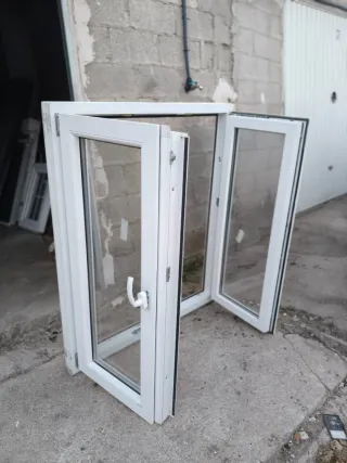 9 Ventanas PVC Oscilobatientes