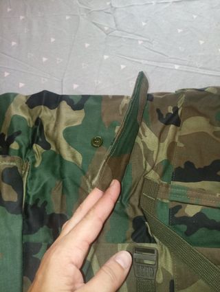 Pantalón militar camuflaje