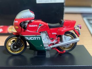 Moto Ducati 1:32 Lotto di 2 moto nuove