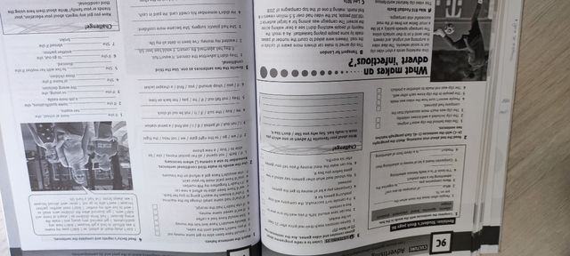 Solutions 2nd edition Intermediate. Workbook CD...